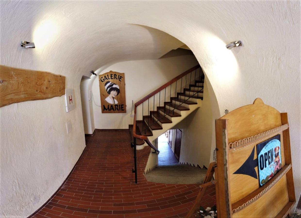Apartment Galerie Marie Cesky Krumlov Luaran gambar